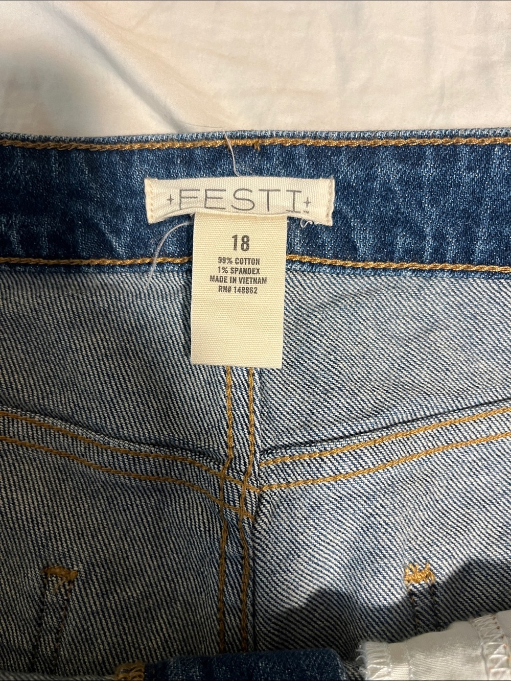 Festi 3'' Ultra High-Rise Cheeky Denim Short, Size 18 - Picture 5 of 7
